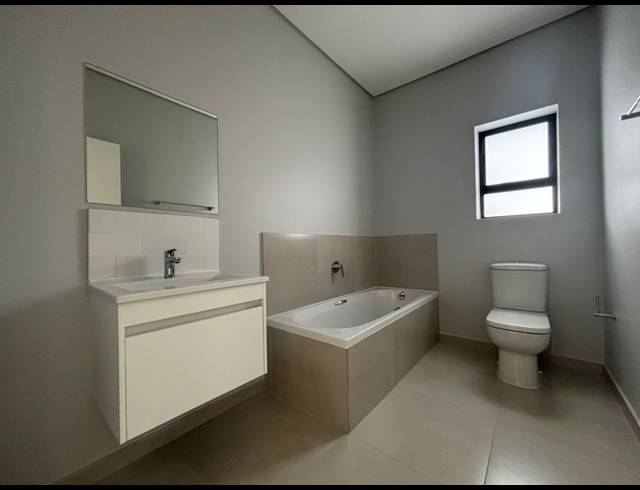 2 BEDROOM APARTMENT FOR SALE IN HARTLAND LIFESTYLE ESTATE